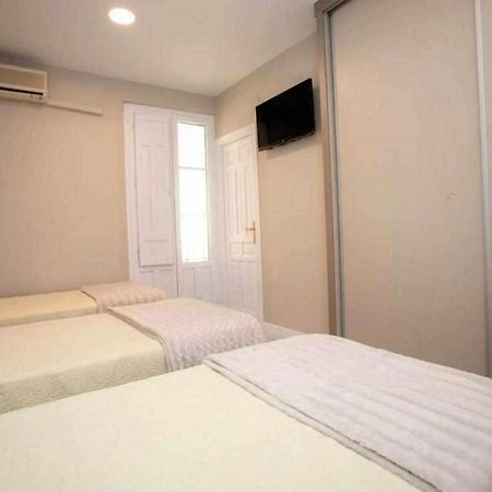 Hostal Viena Plaza Nueva Гранада Екстер'єр фото